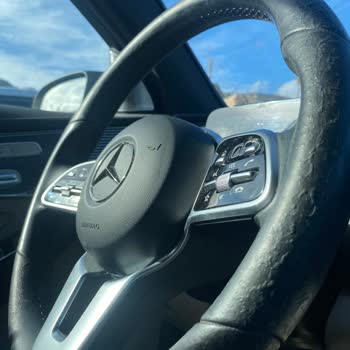 Mercedes Eqc 400 Direksiyon Simidi Soyulması