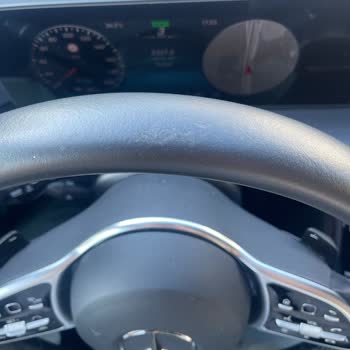 Mercedes Eqc 400 Direksiyon Simidi Soyulması