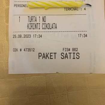 Ceviz Ağacı Pasta & Cafe Ceviz Ağacının Kalitesi Bozulan Pastası