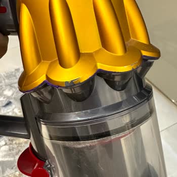 Dyson Ürününün Arkasında Durmuyor!