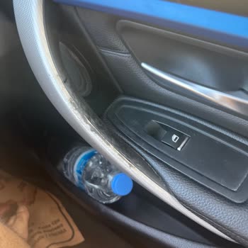 BMW 3.20ied Kapı Kolu Dezenformasyonu