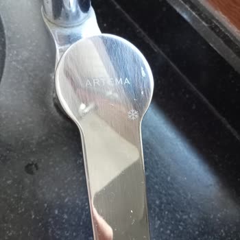 Artema Mutfak Musluğu Oksitlendi Ve Delindi