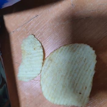 Cipso Marka Cipsin İçinden Çıkan Karınca