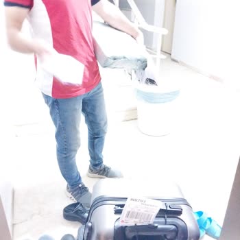 Aras Kargo Kargo Şirketinin Valizimi Kırarak Getirmesi