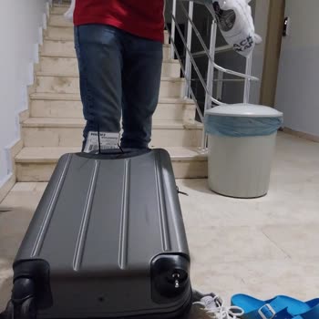 Aras Kargo Kargo Şirketinin Valizimi Kırarak Getirmesi