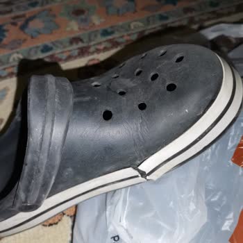 Akınal Bella Terlik Kalitesizliği