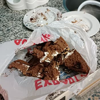 Hakan Usta Baklavaları Doğum Gününü Bozan Doğum Günü Pastası