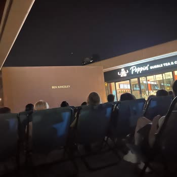 Ataşehir / Bulvar 216 AVM Açık Hava Sineması'nda Sahne Biçimsizliği