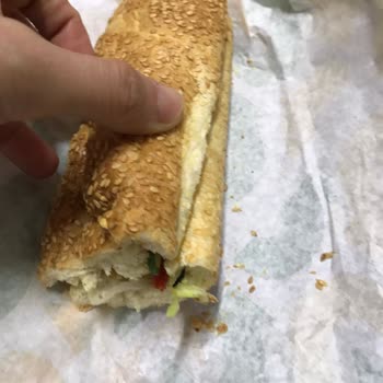 Subway Sandviçinden Canlı Böcek Çıktı