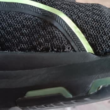 Fast Spor Defolu Ürün. Puma Hatalı Ayakkabı