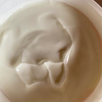 BİM Yoğurt İçinden Kıl Çıktı