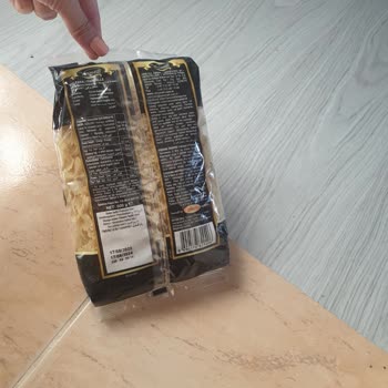 Veronelli Kelebek Makarna Paketinin İçinde Böcek Çıktı