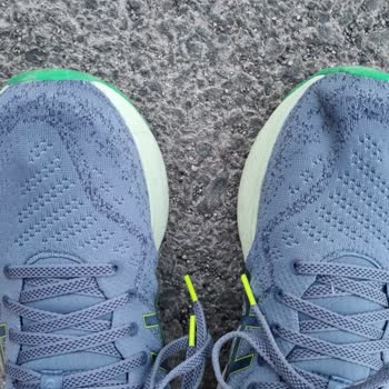 1 Haftalık Asics Ayakkabıda Çökme