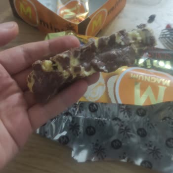 Magnum Erimiş Tekrar Dondurulmuş Bozuk Dondurma