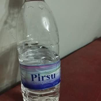 Didim'de Tatil Yaparken Pirsu Marka Su İçtim Ve Alerjiye Neden Oldu