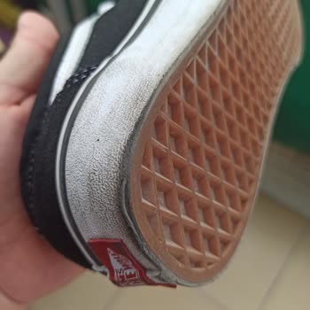 Vans Ayakkabı 17 Günlük Vans Ayakkabının Bant Soyulması