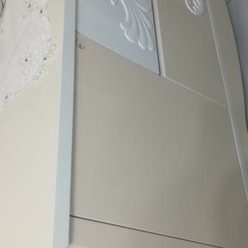Bellona Beyaz Ahşap Mobilya Gri Renk Aldı