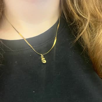 Viernello Kalitesiz Ürün Ve Yanıltıcı Fotoğraflar