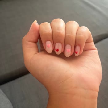 Tuğçe Ayhan Kalıcı Makyaj Stüdyosu Nail Artın Kötü Olması