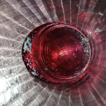 Avşar Maden Suyu Avşar Karadut & Frenk Üzümlü Mineralli Gazlı İçecek Mide Bulantısı