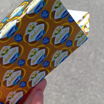 A101 Milkten Marka Tereyağının Küf İçinde Olması