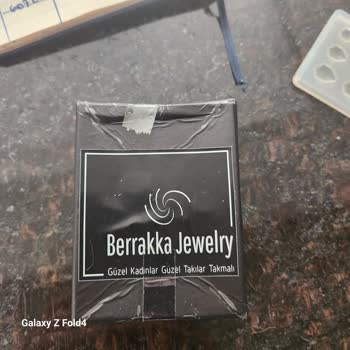 Yurtiçi Kargo Yüksek Değerli Ürünümü Taşıma Sırasında Kırdı.