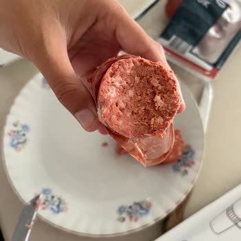 Başyazıcı İnan Dana Sucuk