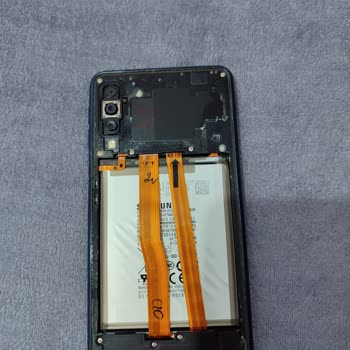 Vatan Bilgisayar İşlemli Telefonu Sıfır Gibi Satıyor.