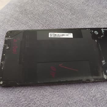 Vatan Bilgisayar İşlemli Telefonu Sıfır Gibi Satıyor.