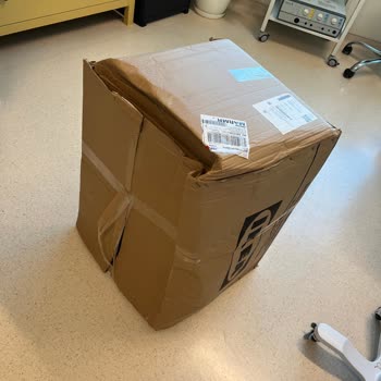 IKEA Dan Gelen Darmadağın Kargo Paketi