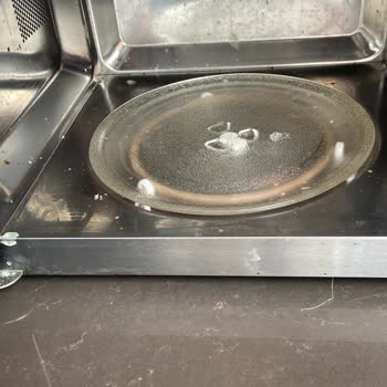 Uğurlu Temizlik Evi Temizlememişler Bile!