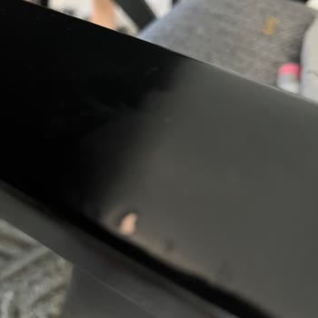 Doğtaş Mobilya Masa Ve Sandalyelerin Boyası Dökülmeye Başladı