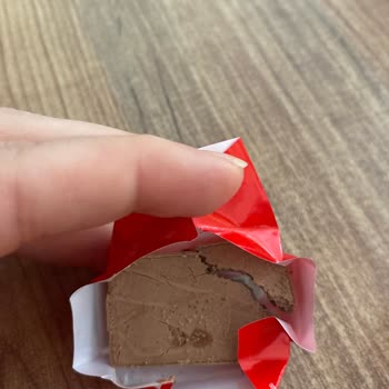Ülker Çikolata Bozulması Çikolatada Küf Gibi