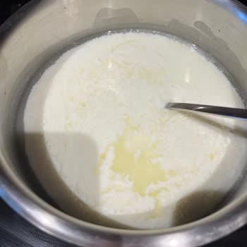 BİM Dost Günlük Süt Bozuk Çıktı