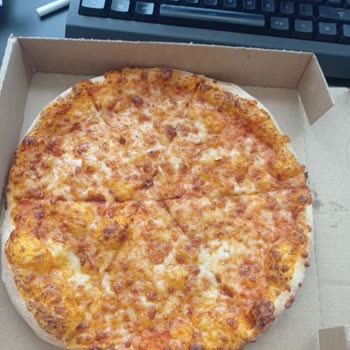 PizzaLazza Margarita Pizza Malzemesi