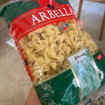 Arbella Makarna Arbella Kapalı Makarna Paketinde Kelebek Var