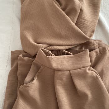 Nare Giyim Geç Gelen Ürün Renk Ve Model Olarak Yanlış Geldi.