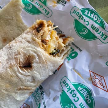 Ekrem Coşkun Döner Dürümde Arı Çıktı