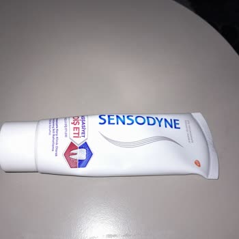 Sensodyne Diş Macunu Zarar Veriyor