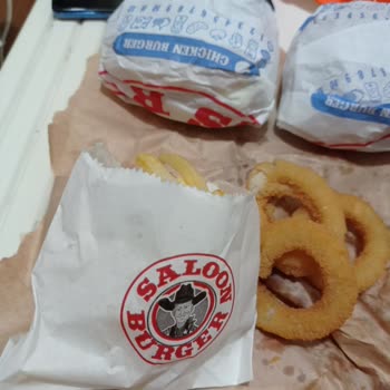 Trendyol Yemek Saloon Burger Yanlış Ve Hasar Görmüş Sipariş