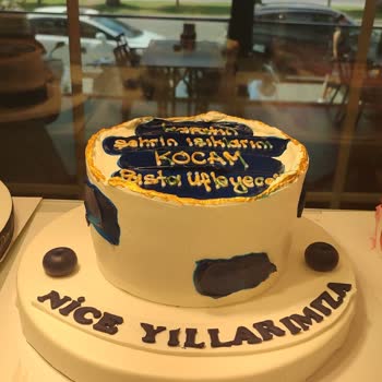 Diva Pastaneleri Hayaller Yaş Pastası Hayatlar 8Kişilik Gıda Boyası