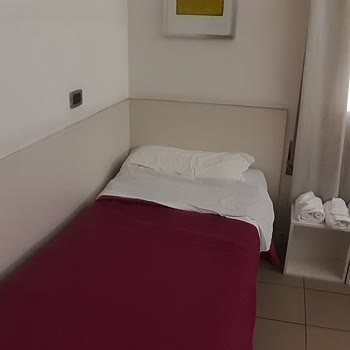 Jolly Tur Büyük İtalya Turu Venedik'te Kötü Otel Ve Kötü Tutumlu Otel Çalışanı!
