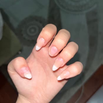 Beauty Seher Ergün 4 Günde Atan Protez Tırnaklarım