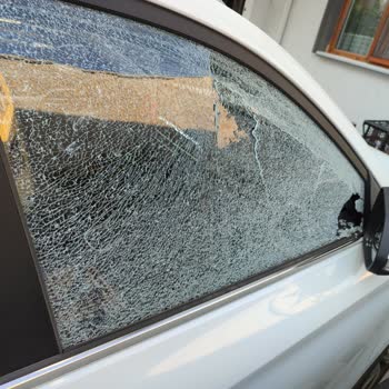 Mg Türkiye Araç Cam Kırılması