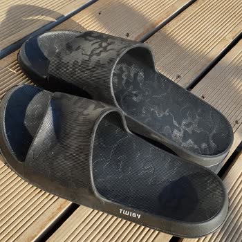 Carrefour SA'dan Alınan Twiggy Terlik Ayağımdayken Küçüldü