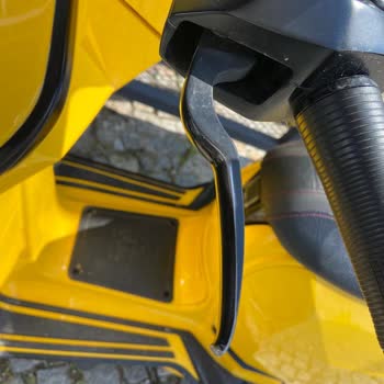 Lambretta Yedek Parçasını Bulmak Mümkün Değil