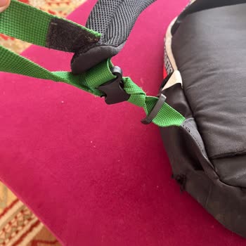 Benetton Marka Çanta Ederi Kadar Değil