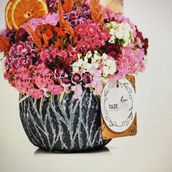 Taze Çiçek (tazecicek.com) Siparişten Farklı Ürün Gönderilmesi