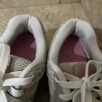 Dolap 'ta Sattığım Ürünün Deformelerini Belirttiğim Halde İade Kabul Edildi