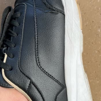 Boyner Calvin Klein Marka Ayakkabım Bir Sene Dolmadan Yırtıldı